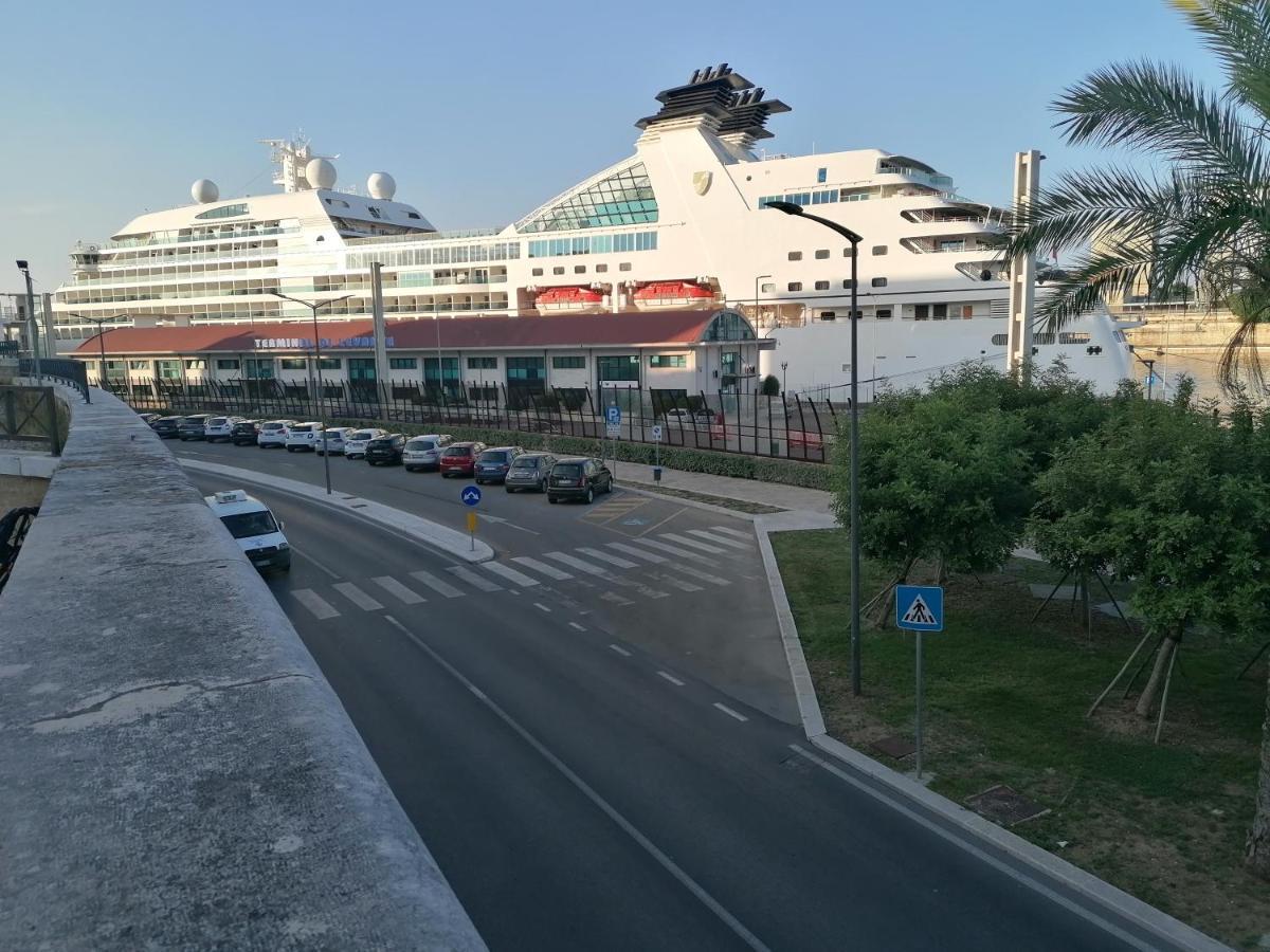 Centro Storico Mare Fuori Βίλα Μπρίντιζι Εξωτερικό φωτογραφία